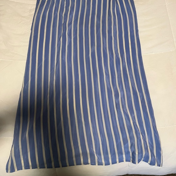 EUC! Hunter Dixon 100% silk dress size Small. - Picture 6 of 9